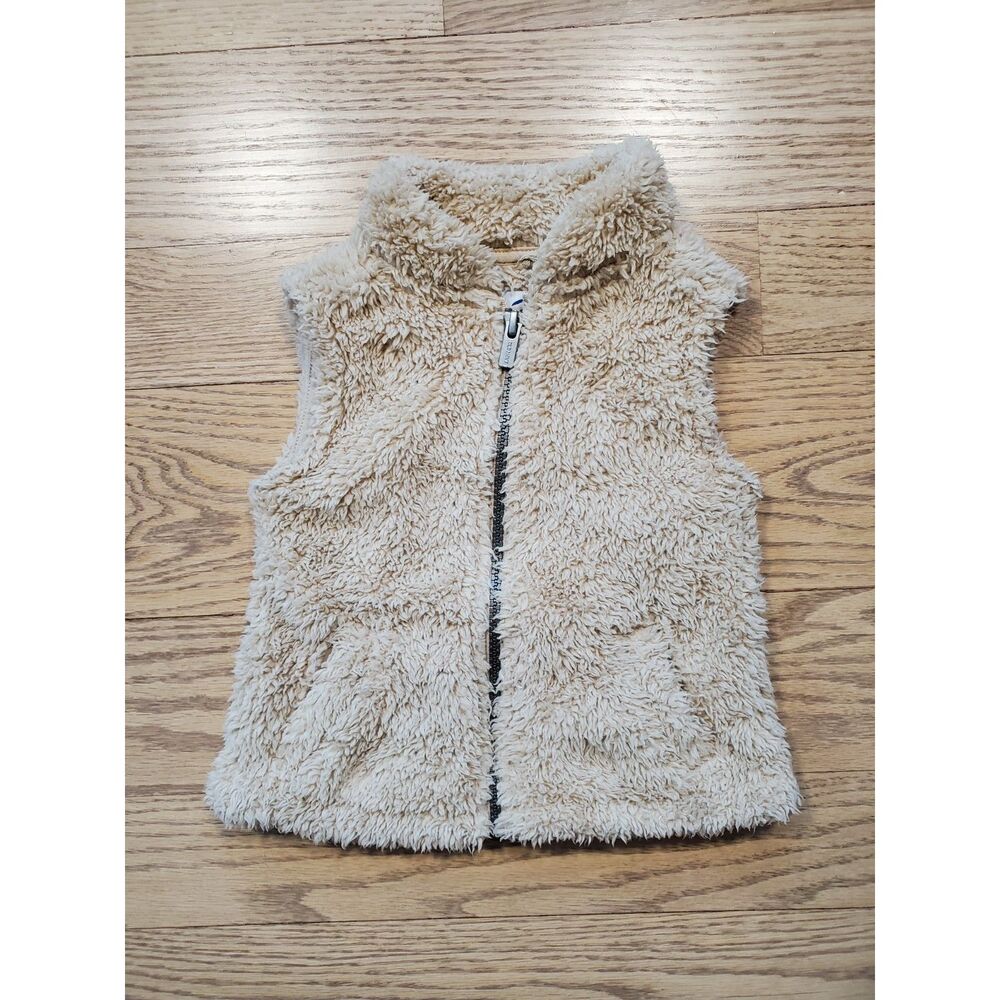 Old Navy 12-18M Fuzzy Fleece Vest Beige Warm Fall Winter Spring VGUC